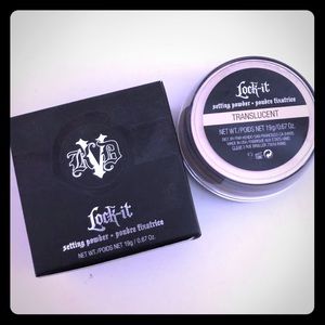 NIB Kat Von D Setting Powder Translucent